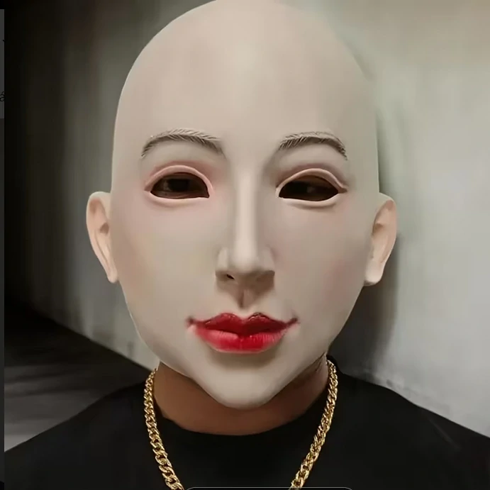 REALISTICKÁ MASKA ŽENA KIM