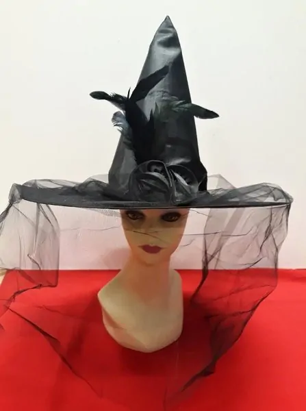 Čarodějnický kloblouk se závojem černý