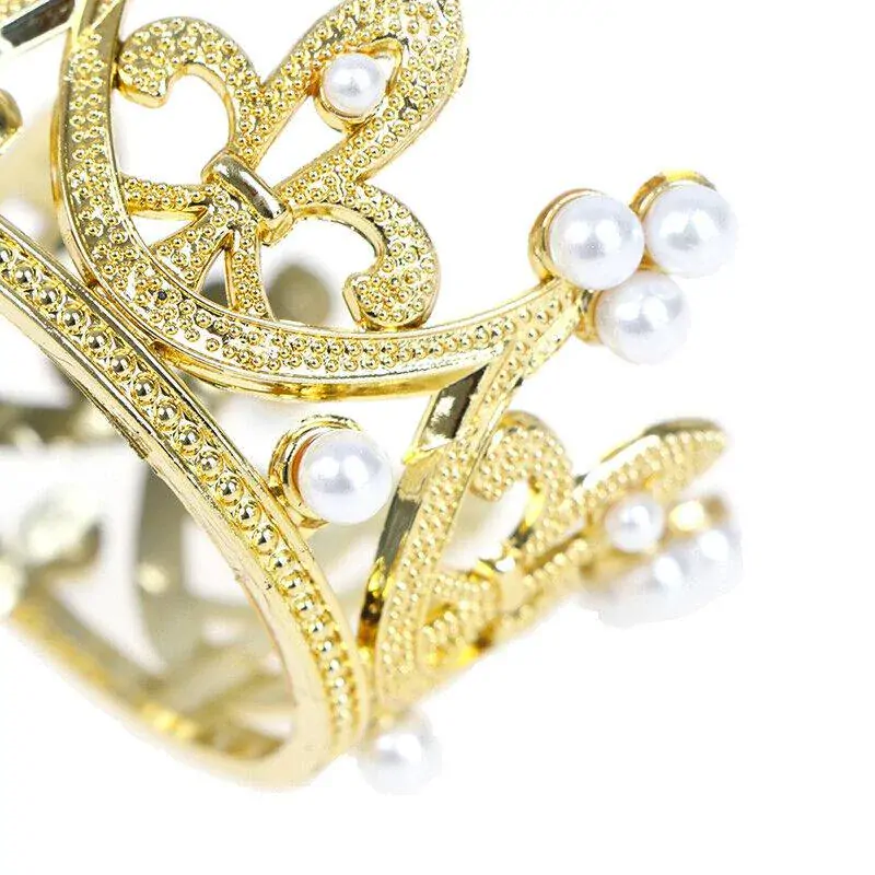 Korunka malá,zlatá s perlami