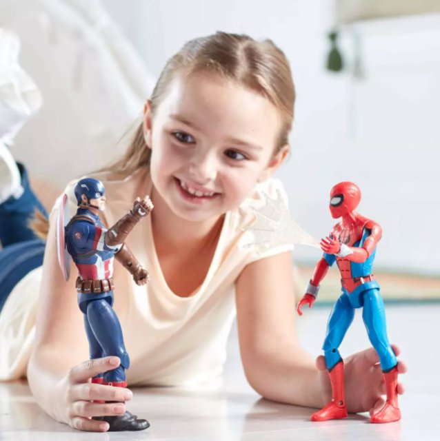 Disney akční mluvící figurka Kapitán Amerika