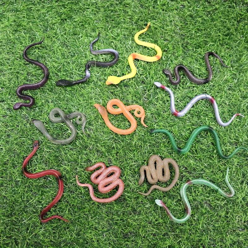 Realistický gumový had -  sada 12ks