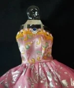 Šaty pro panenku Barbie