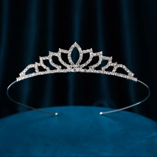 Miss - stříbrná korunka - čelenka s "diamanty" 