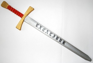 Meč Excalibur - pravý dřevěný meč - červená
