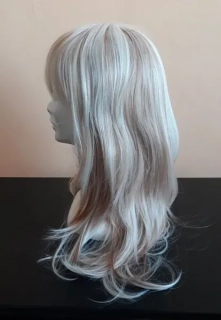 Atraktivní paruka s melírem mix blond